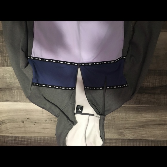 Nike Jacket - Picture 6 of 6